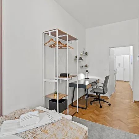 Zentrale, Stilvolle Und Gemuetliche Wohnung Vienna Exterior photo